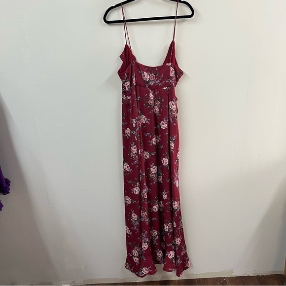 *NEW* Fame & Partners Floral Ruffle Wrap Dress - Picture 11 of 14